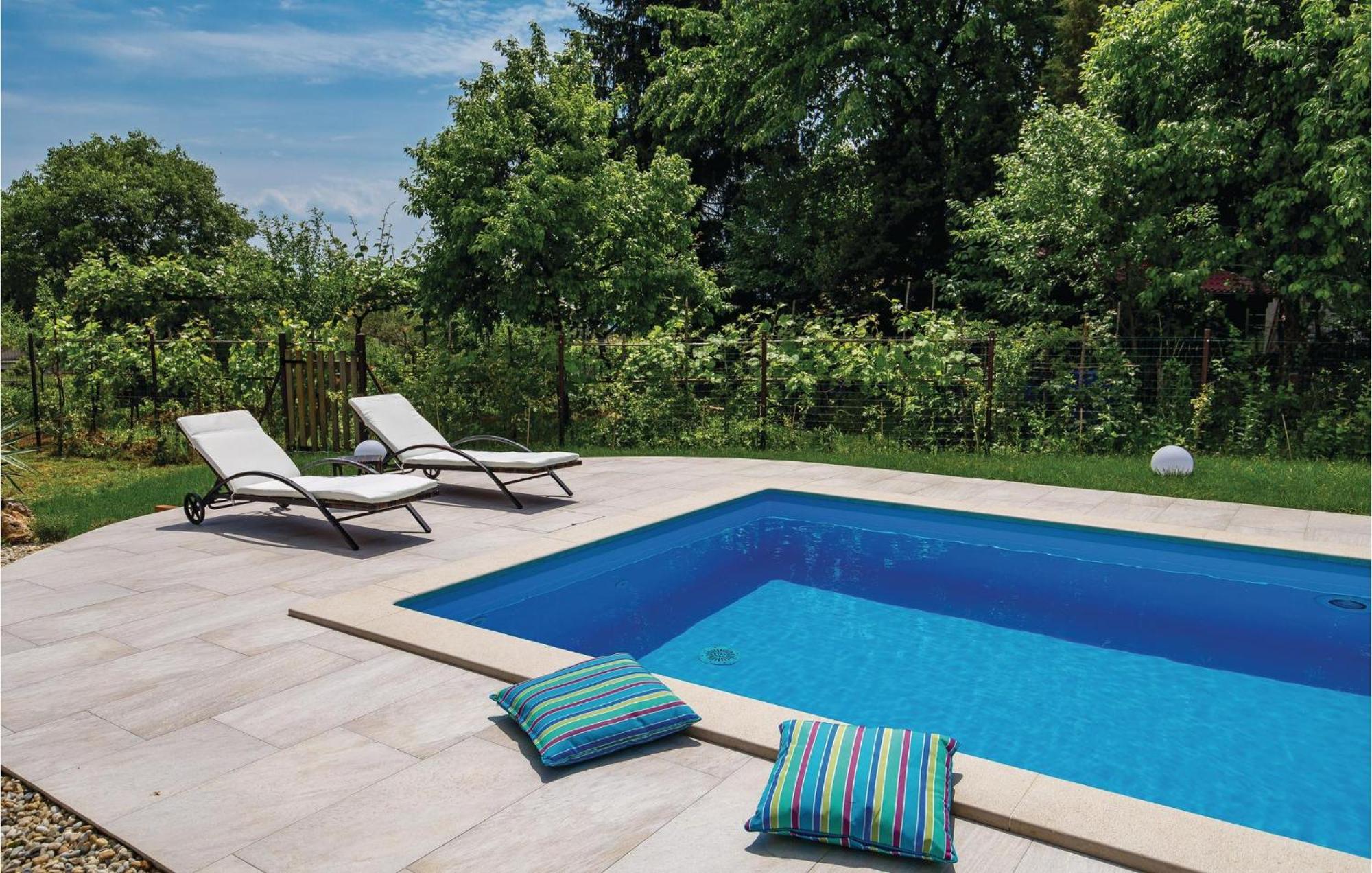 Lovely Home In Matulji With Outdoor Swimming Pool מראה חיצוני תמונה